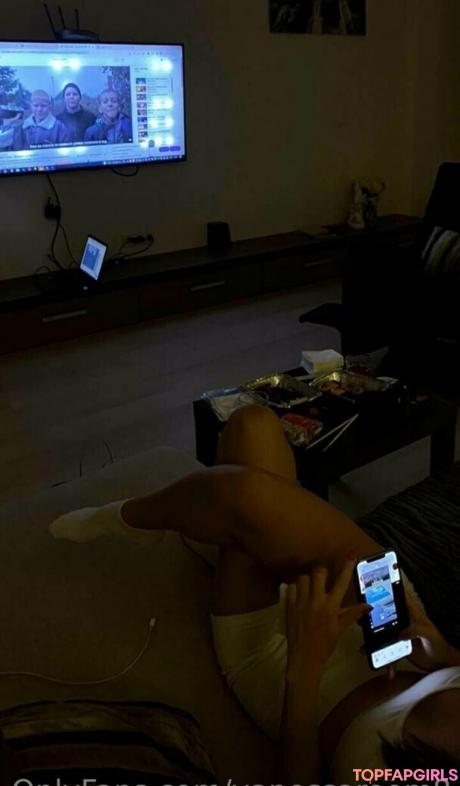 Vanessaroom8 nude leaked OnlyFans photo #81