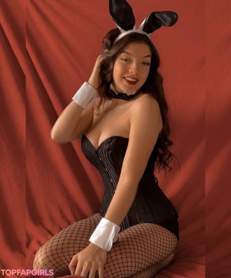 Ellie nude leaked OnlyFans photo #7