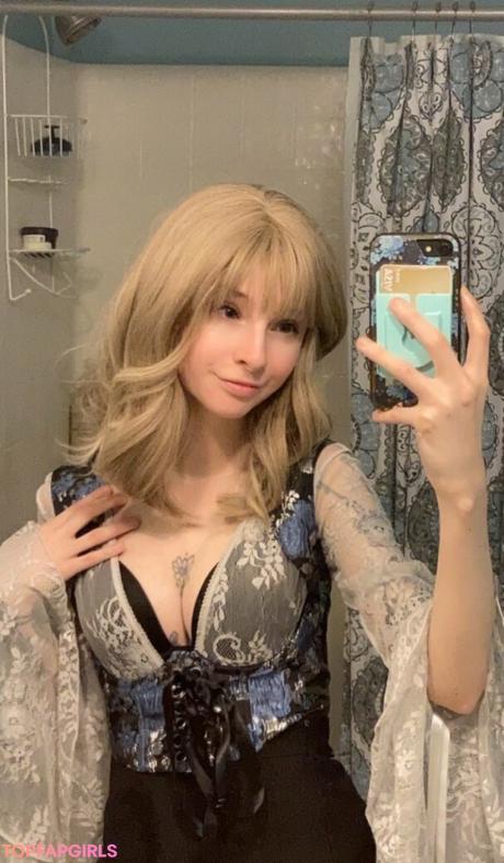 Rengekko nude leaked OnlyFans photo #5