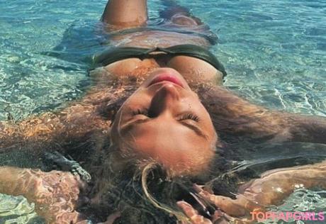 Alana nude leaked OnlyFans photo #13