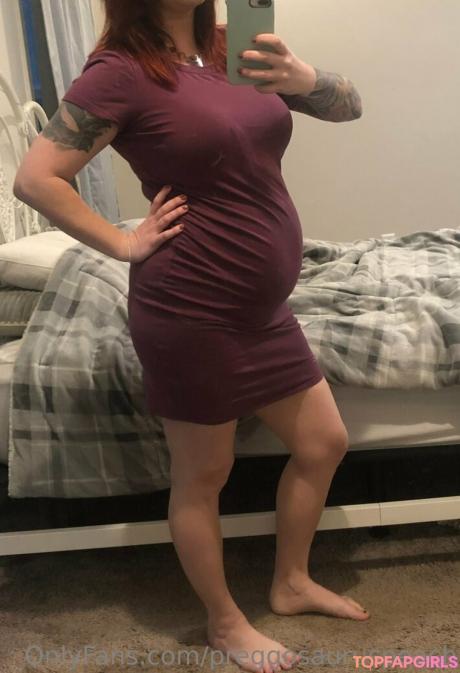 Preggosauruspeach nude leaked OnlyFans photo #1
