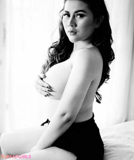 Renna nude leaked OnlyFans photo #101