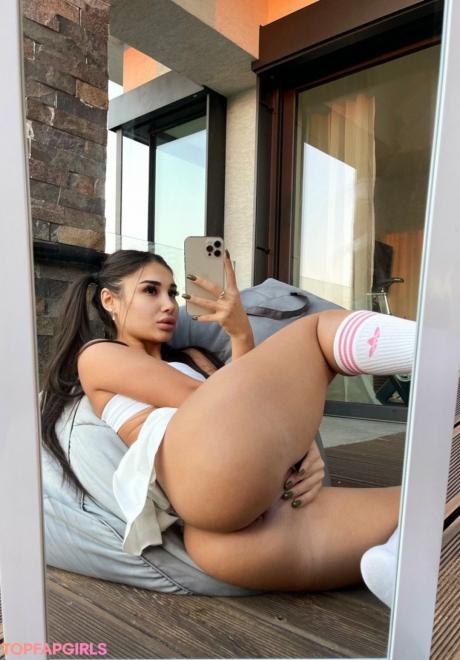 Ariana nude leaked OnlyFans photo #128