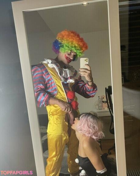 Ariana nude leaked OnlyFans photo #179