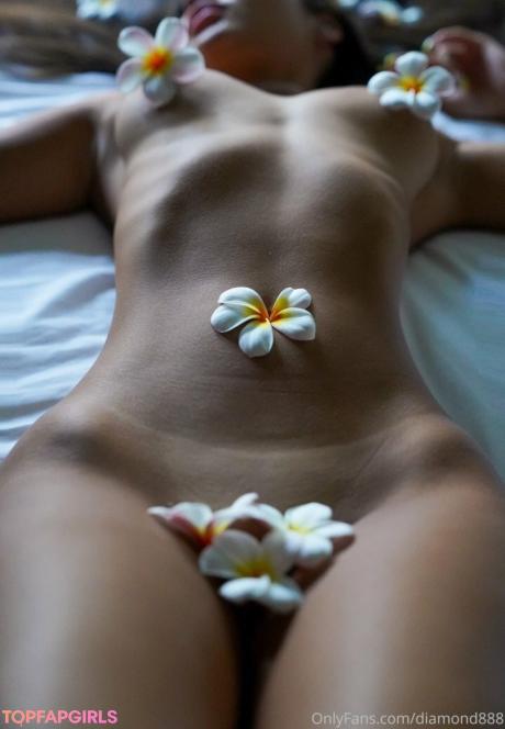 Ariana nude leaked OnlyFans photo #86