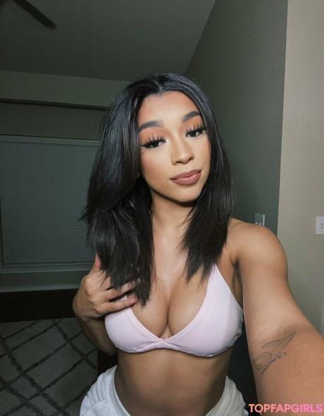 Bryonceee nude leaked OnlyFans photo #12