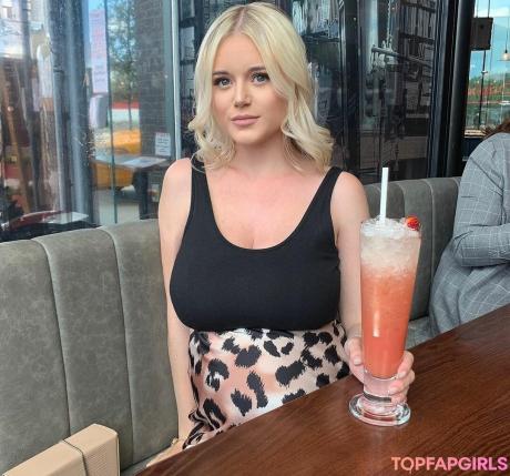 Olivia nude leaked OnlyFans photo #15