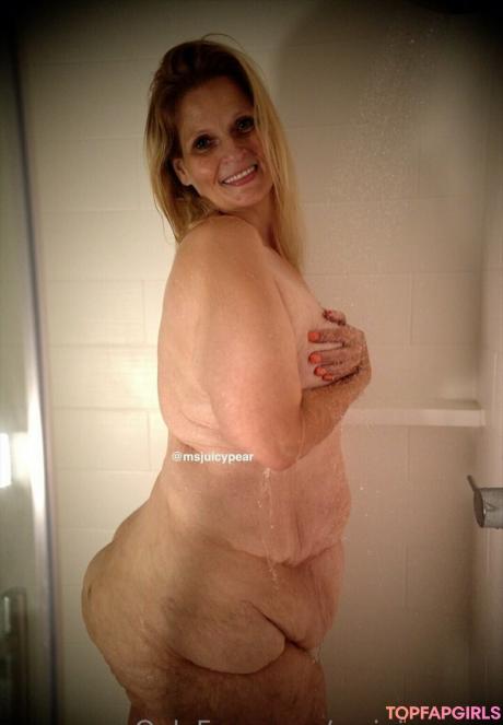 Msjuicypear nude leaked OnlyFans photo #3