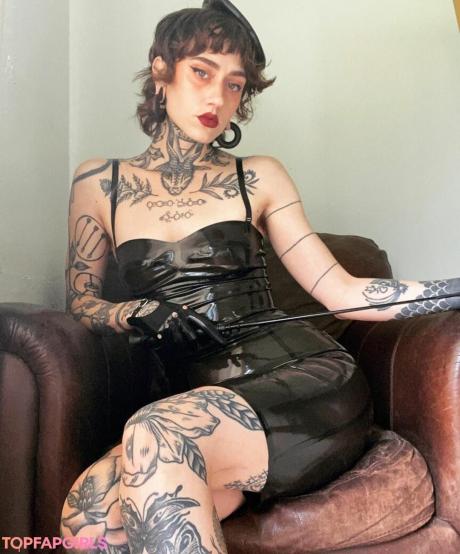 Deadnettle nude leaked OnlyFans photo #6