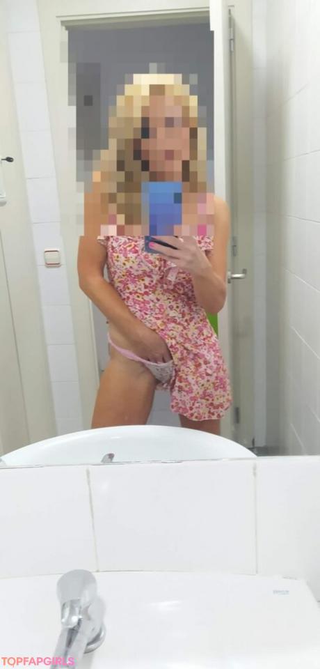 Alma nude leaked OnlyFans photo #52