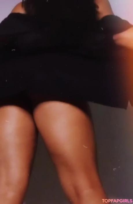 Mellnogueiraaa nude leaked OnlyFans photo #13