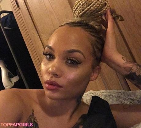 SaraGold nude leaked OnlyFans photo #70