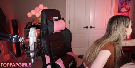 Dizzykitten nude leaked OnlyFans photo #166