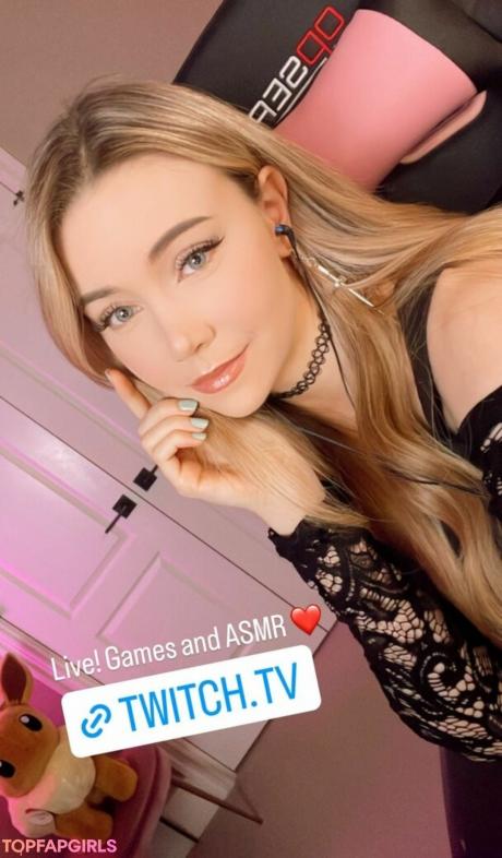 Dizzykitten nude leaked OnlyFans photo #284