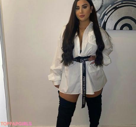 Maria nude leaked OnlyFans photo #6