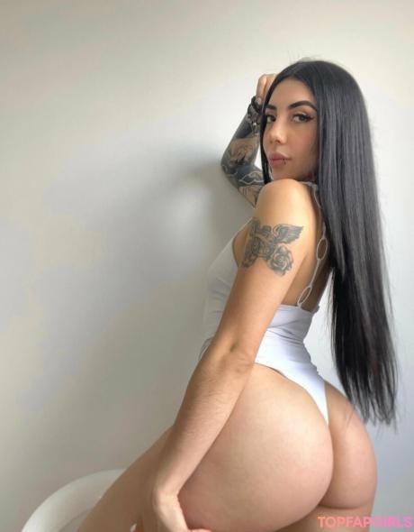 Angie nude leaked OnlyFans photo #6