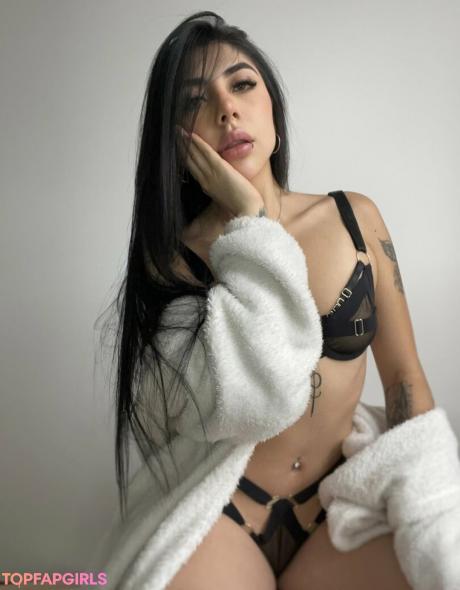 Angie nude leaked OnlyFans photo #8