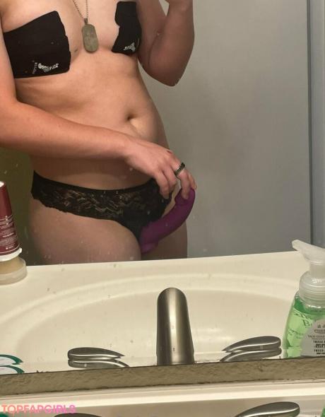 Blo0d_r0ach nude leaked OnlyFans photo #20