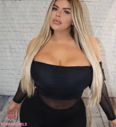 Michelle nude leaked OnlyFans photo #7