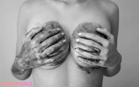 Kinga nude leaked OnlyFans photo #38