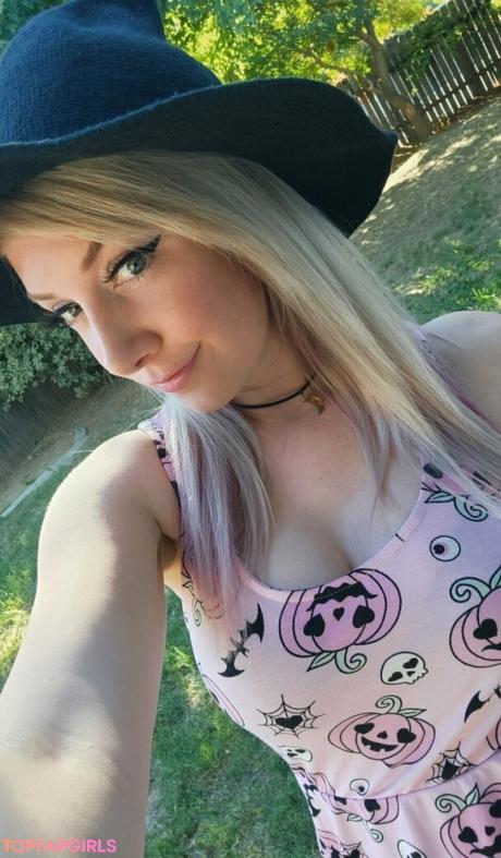 Sparklestache nude leaked OnlyFans photo #151