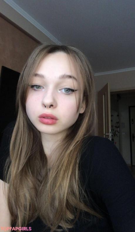 Ana-Maria nude leaked OnlyFans photo #3