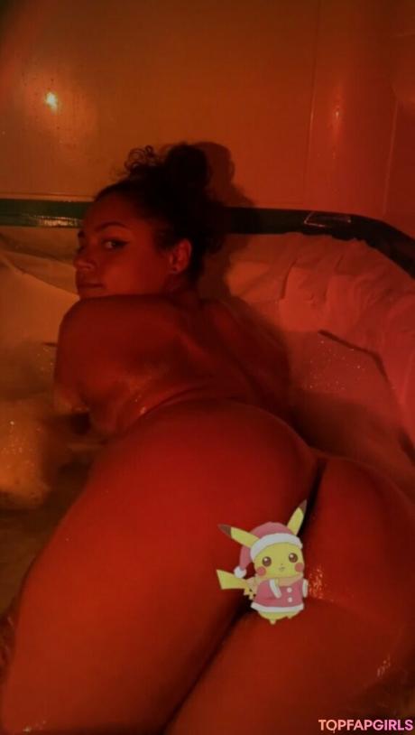Hellazebra nude leaked OnlyFans photo #15