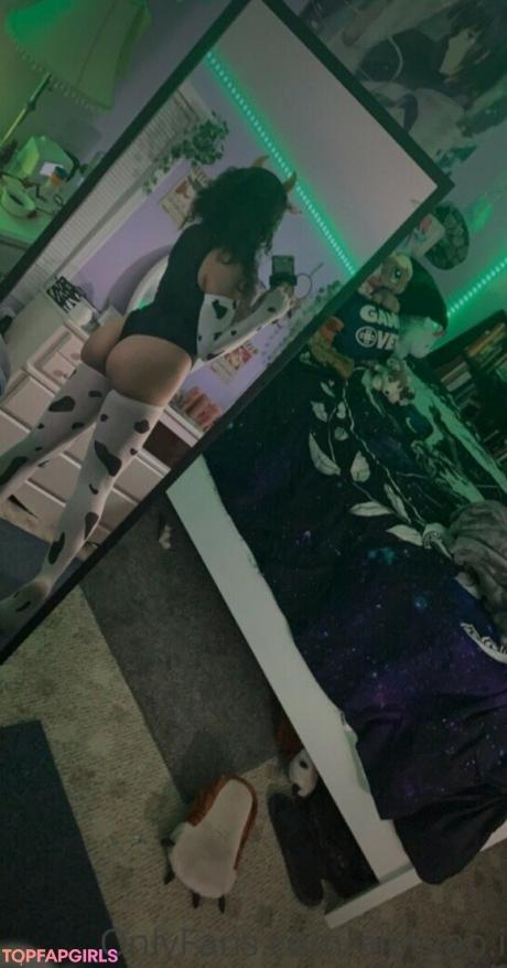 Hellazebra nude leaked OnlyFans photo #4