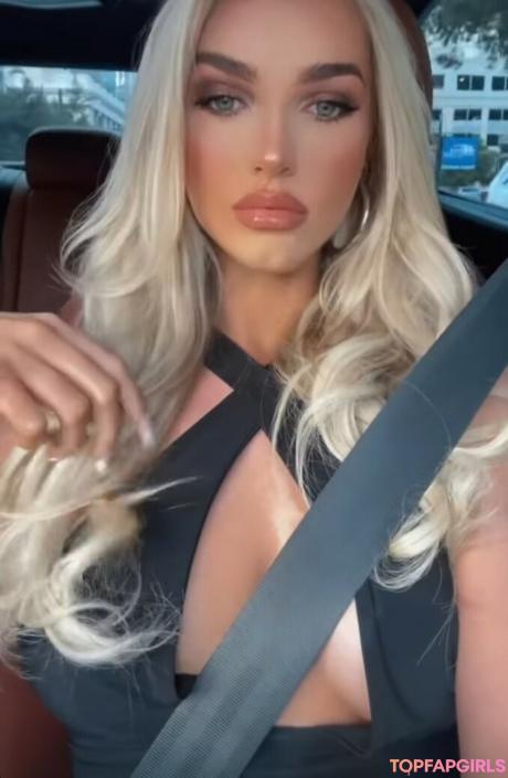 Rebecca nude leaked OnlyFans photo #8