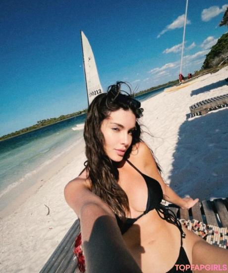 Thais nude leaked OnlyFans photo #7