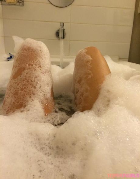 Britne nude leaked OnlyFans photo #11