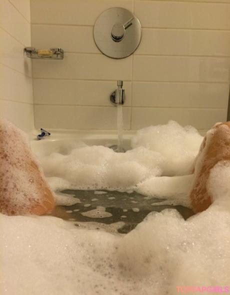 Britne nude leaked OnlyFans photo #13