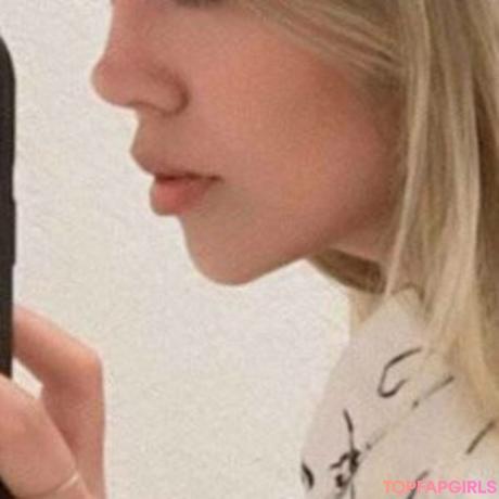 Yolamartinezv nude leaked OnlyFans photo #23