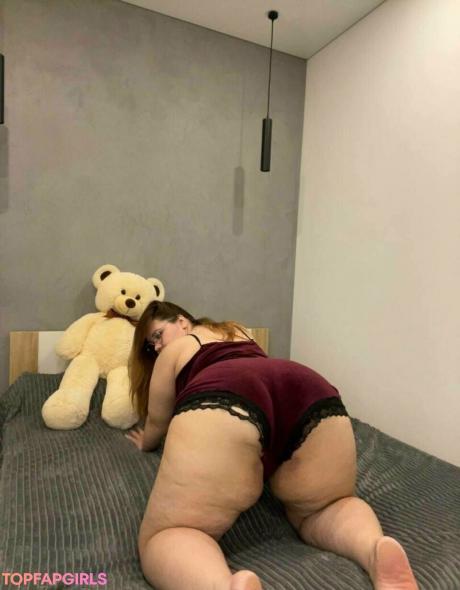 Curvy_iris nude leaked OnlyFans photo #13