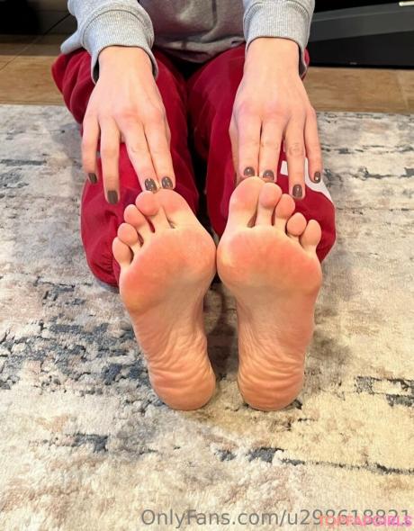 Footgoddessmacie nude leaked OnlyFans photo #35