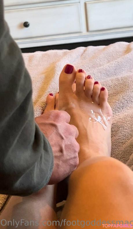 Footgoddessmacie nude leaked OnlyFans photo #60