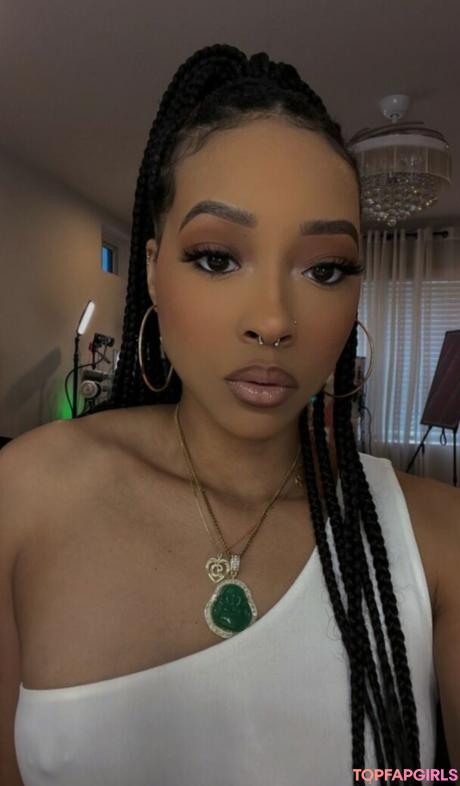 Alleyesondee nude leaked OnlyFans photo #9