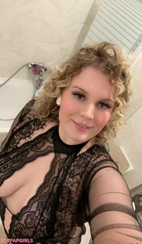 Alicee11 nude leaked OnlyFans photo #48