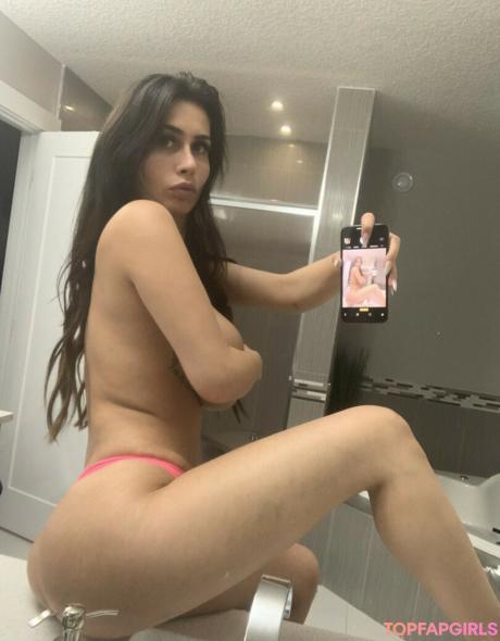 Danielle nude leaked OnlyFans photo #3