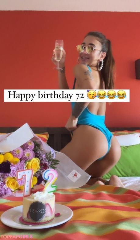 Marina nude leaked OnlyFans photo #36