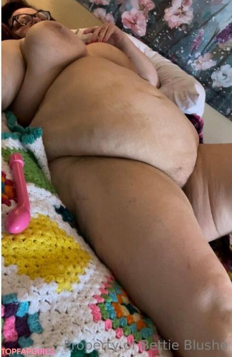 Bettieblushe nude leaked OnlyFans photo #350