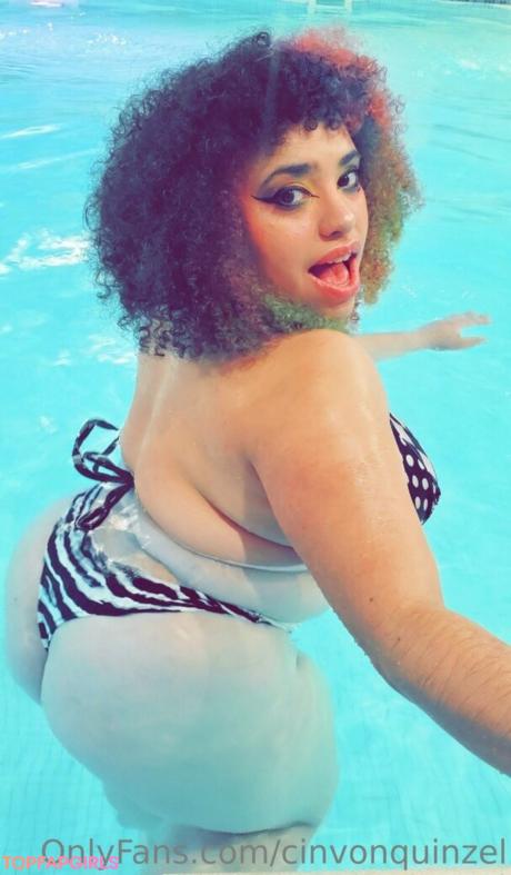 Cinvonquinzel nude leaked OnlyFans photo #16