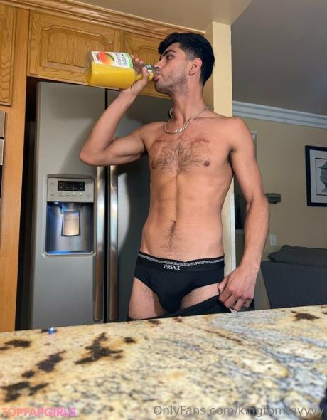 Kingtommyyyy nude leaked OnlyFans photo #2