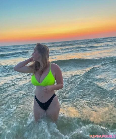 Hailey nude leaked OnlyFans photo #40