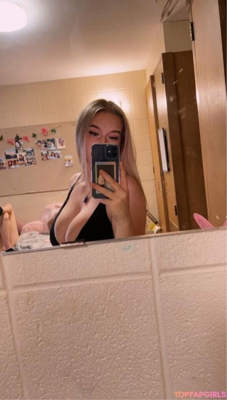 Hailey nude leaked OnlyFans photo #82