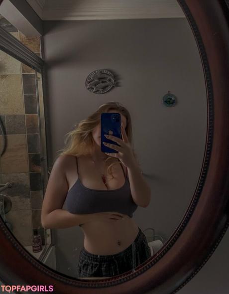 Hailey nude leaked OnlyFans photo #87