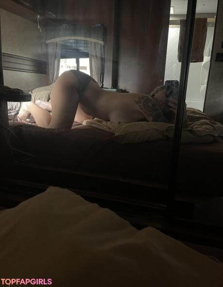 Brandy nude leaked OnlyFans photo #8