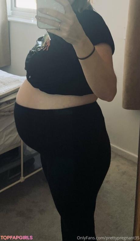 Prettypregnant35 nude leaked OnlyFans photo #1