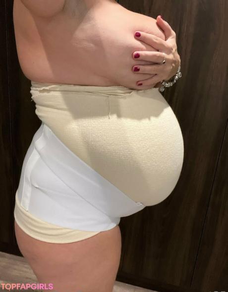 Prettypregnant35 nude leaked OnlyFans photo #193