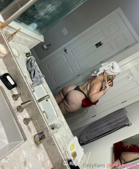 Jersie.nicole nude leaked OnlyFans pic